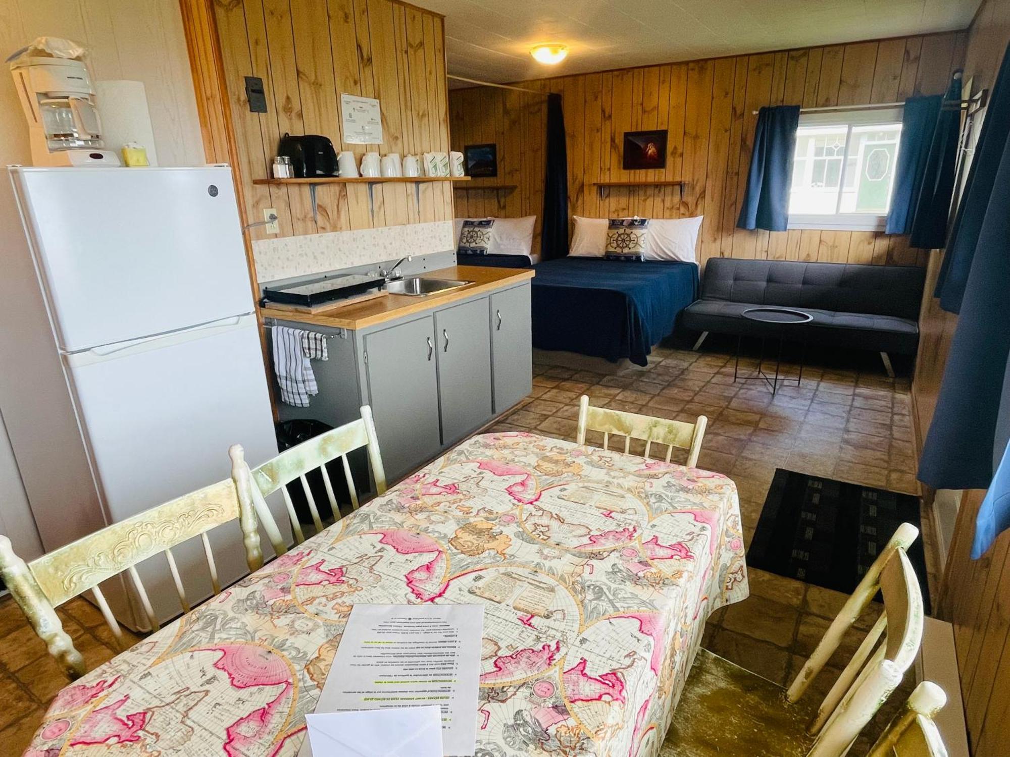 Chalets Bernatchez Мон-Сен-П'єр Екстер'єр фото